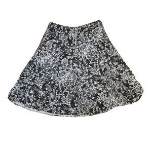 CHRISTOPHER & BANKS Black White Floral Pull On Skirt Womens Size S Small